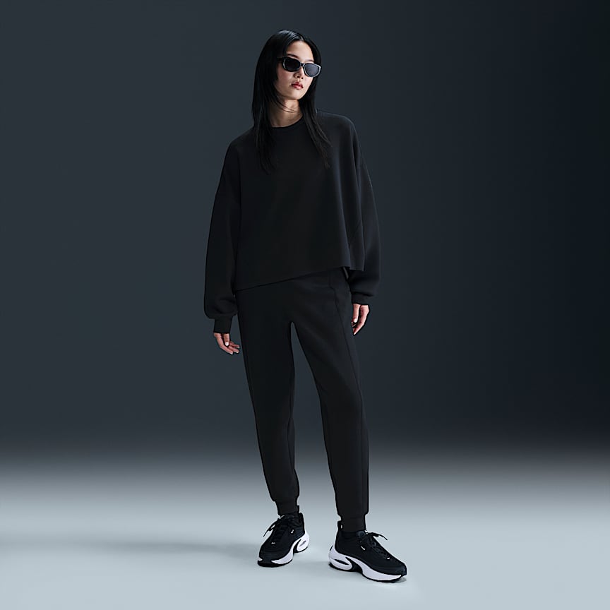 Nike 24.7 ImpossiblySoft Women's Dri-FIT Oversized Crew-Neck Top Black/ Dk Smoke Grey