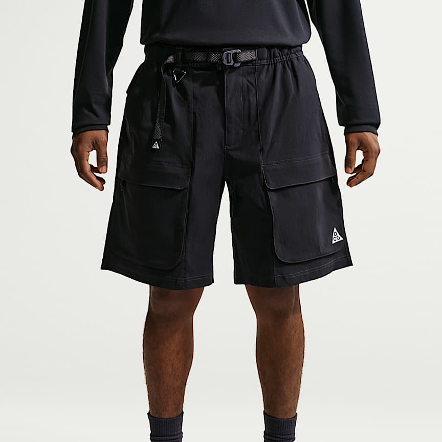 Nike ACG "Smith Summit" Men's Cargo Shorts Black/ Anthracite/ Summit White