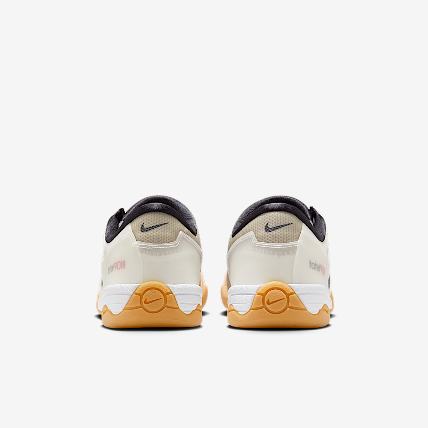 Nike Total 90