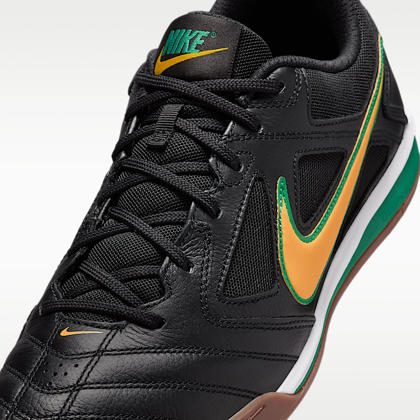 Nike Gato