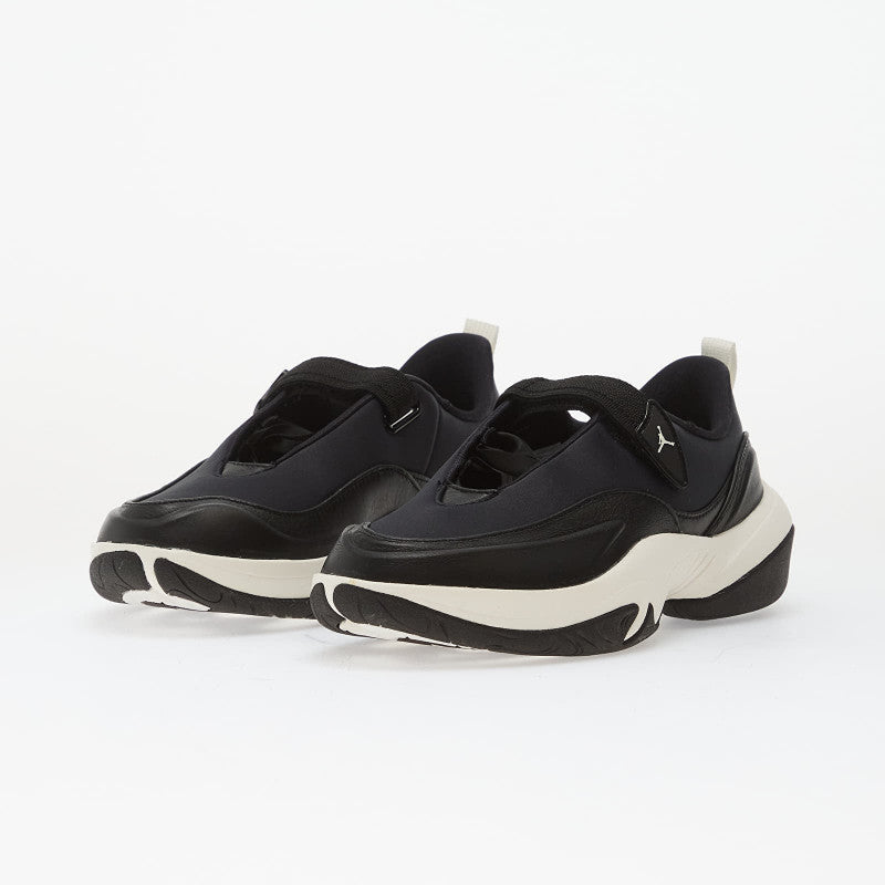 Jordan Wmns Pointe Black/ Sail