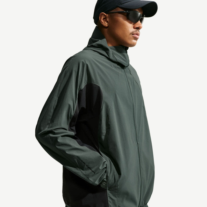 Nike Tech Helios Men's Dri-FIT Long-Sleeve Shell Camo Green/ Black/ Black