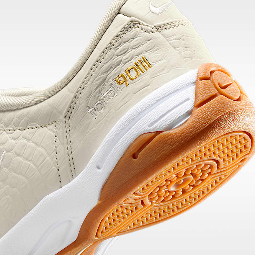 Nike Wmns T90 Light Bone/ Sail-White-Gum Med Brown