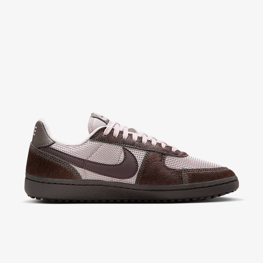 Nike Wmns Field General