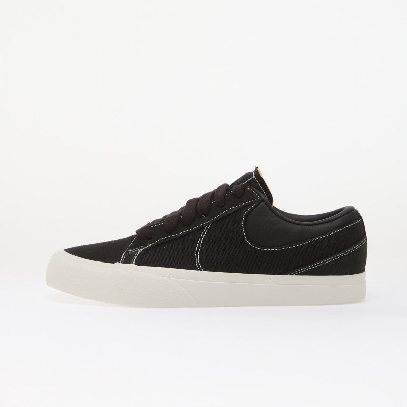 Nike Blazy Black/ Black-Sail-White