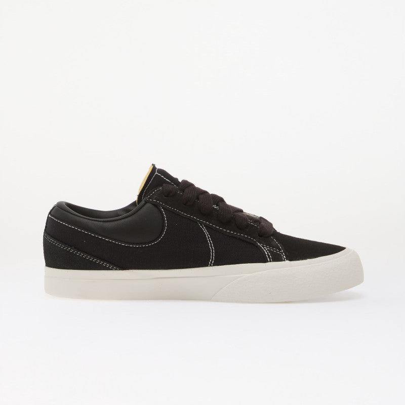 Nike Blazy Black/ Black-Sail-White