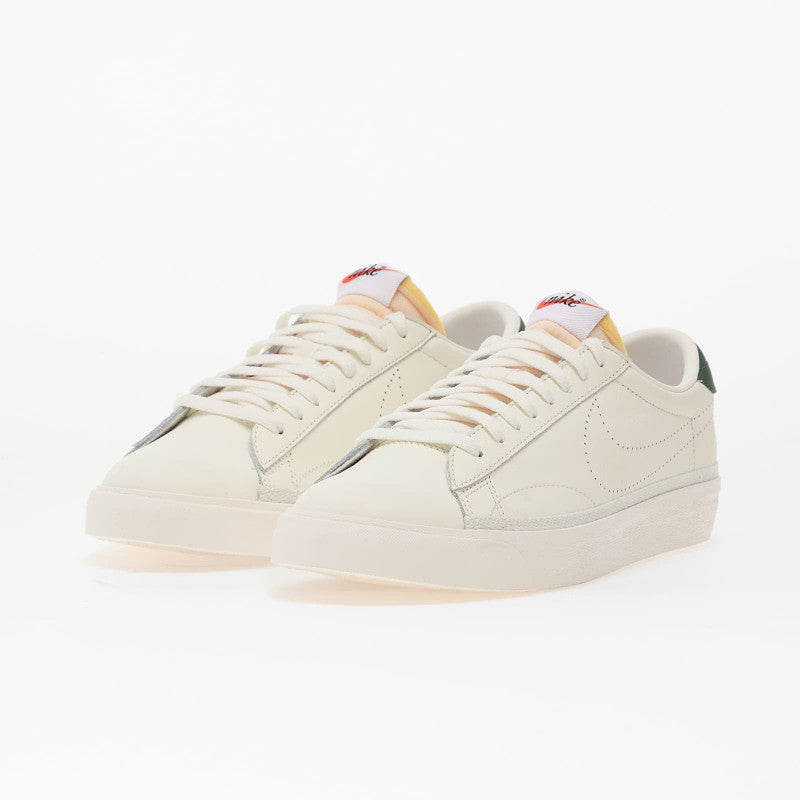 Nike Tennis Classic Ac Sail/ Sail-Fir-Team Orange