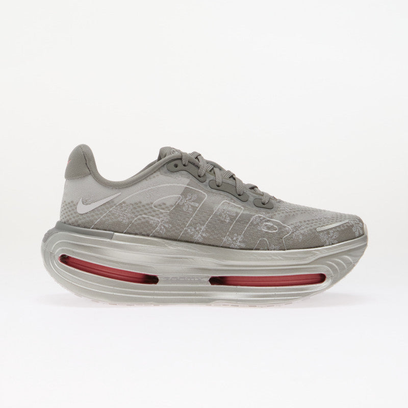 Nike Vomero Premium Geyser Grey/ Peony-Metallic Silver