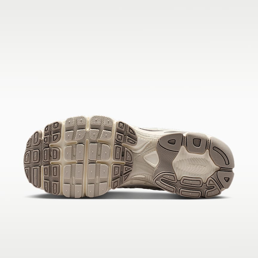 Nike Wmns Air Max Moto 2K Phantom/ Mtlc Summit Wht-Light Bone-Sail