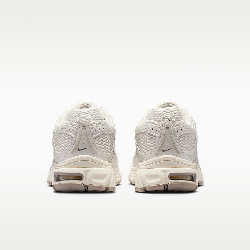 Nike Wmns Air Max Moto 2K Phantom/ Mtlc Summit Wht-Light Bone-Sail