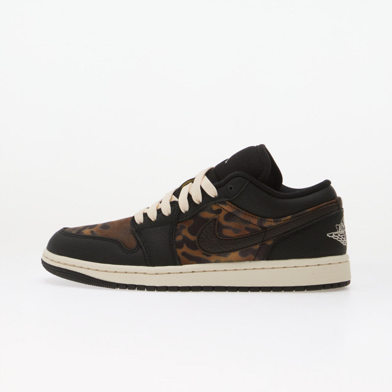 Air Jordan 1 Low SE Black/ Chalk-Velvet Brown