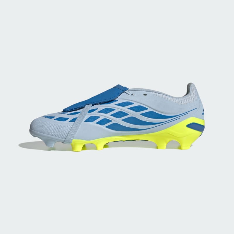 adidas Predator League z wywijanym językiem do gry na naturalnej nawierzchni
