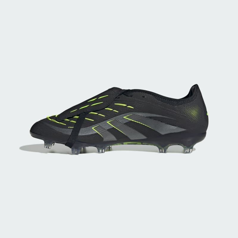 adidas Predator Pro z wywijanym językiem na naturalną nawierzchnię