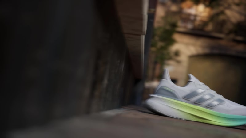 adidas Ultraboost 5