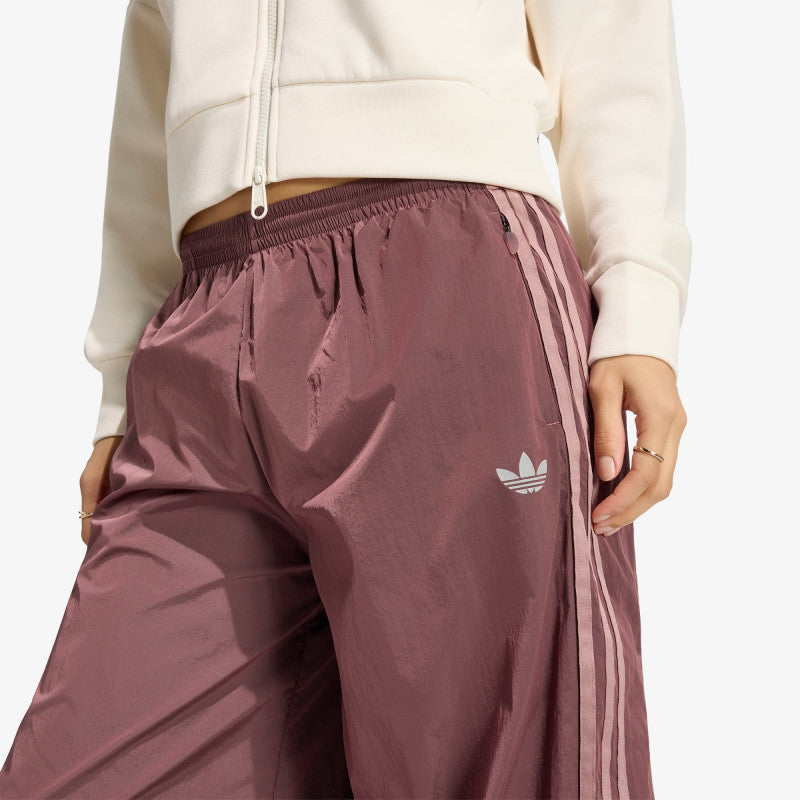adidas Teamgeist Tp Quiet Crimson/ Reflective Silver/ Wonder Oxide