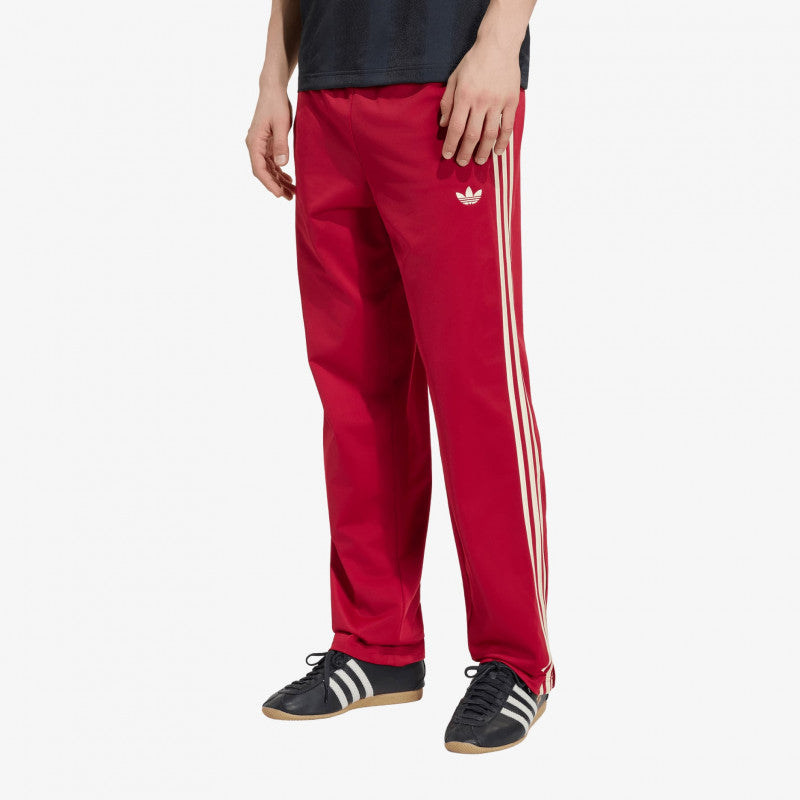 adidas Team Victory Red/ Warm Vanilla
