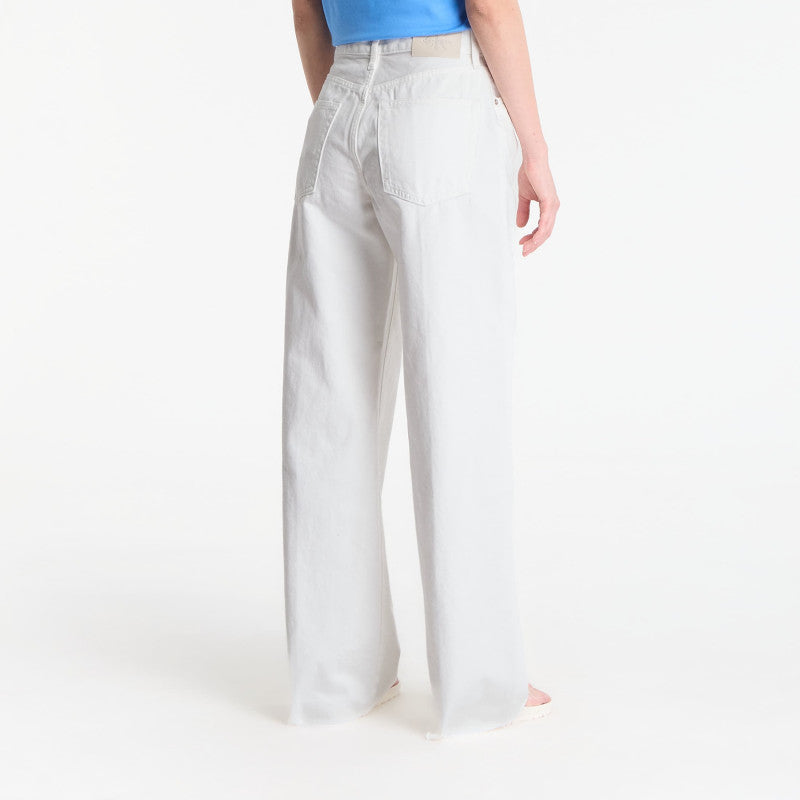 Jeansy Calvin Klein Jeans The Wide Leg Raw Hem Chalk White