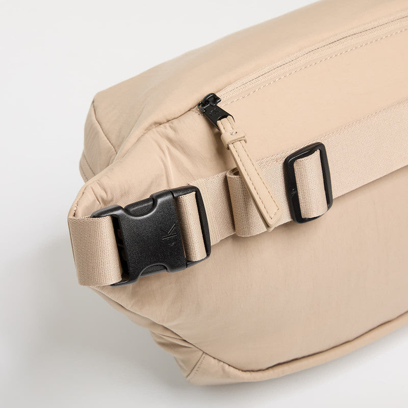 Nerka Calvin Klein Jeans Metro Oversized Waistbag Gray