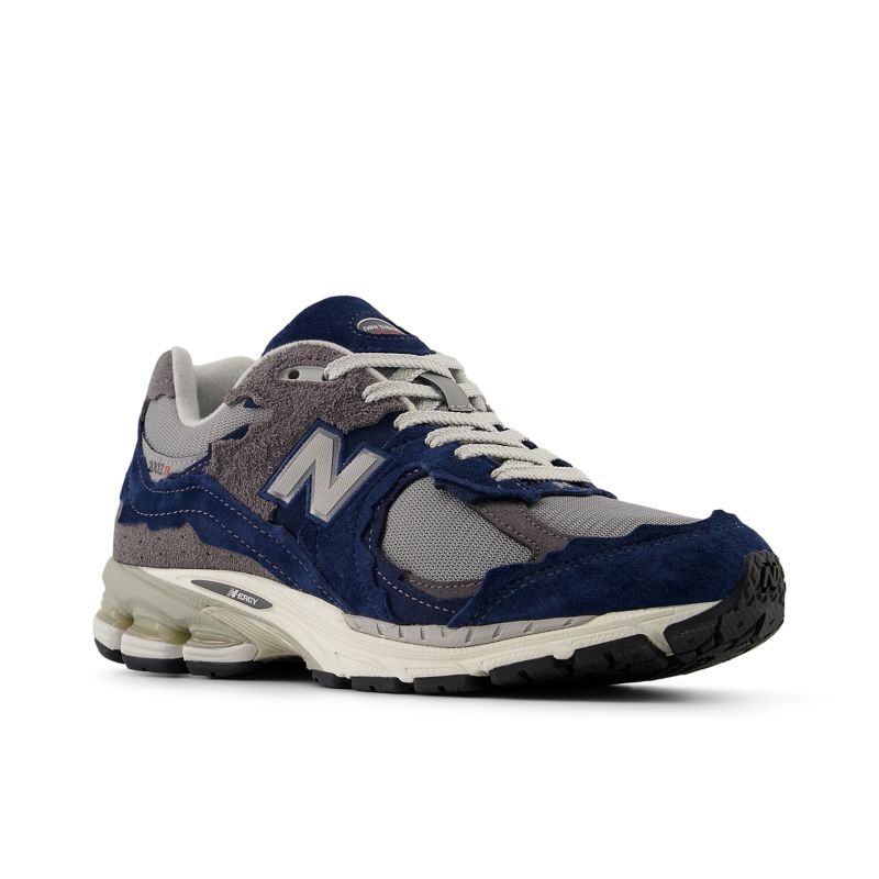 New Balance 2002R Navy/ Raincloud