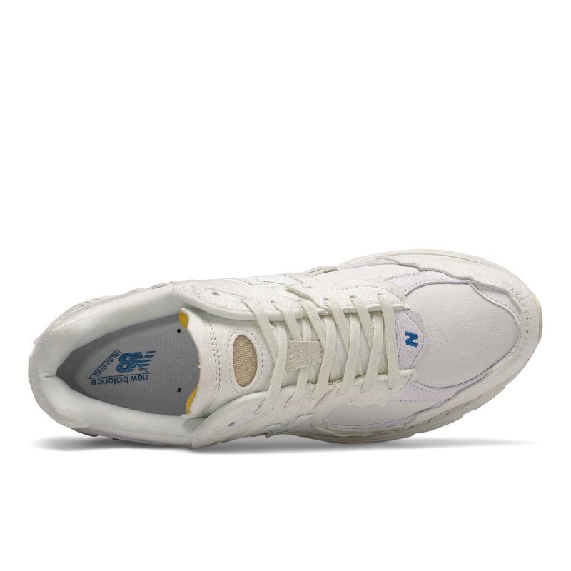 New Balance Protection Pack 2002R GS