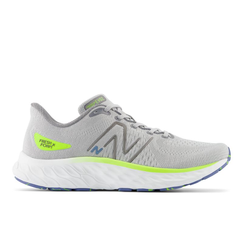 New Balance Fresh Foam Evoz ST
