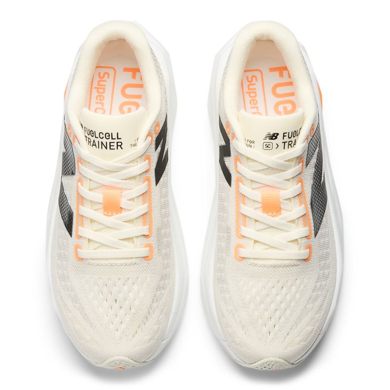 New Balance FuelCell SuperComp Trainer v3