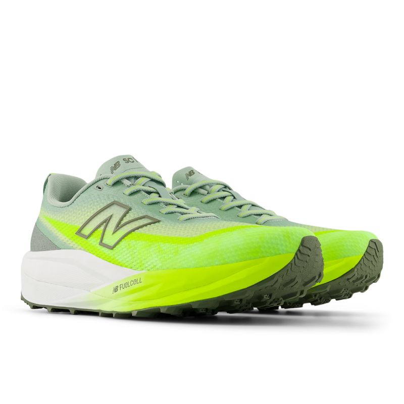 New Balance FuelCell SuperComp Trail v2