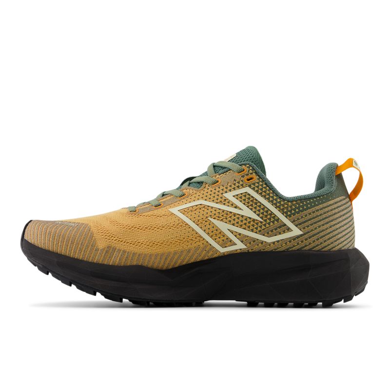 New Balance FuelCell Venym