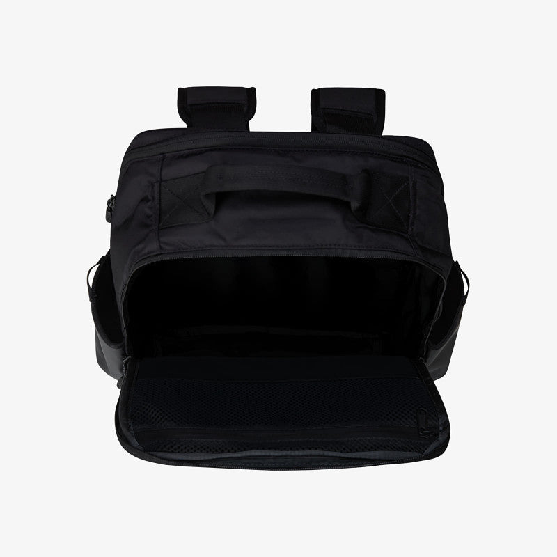 The North Face Base Camp Daypack TNF Black/ Asphalt Grey/ 22