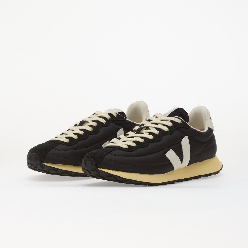 Veja Belem Nolyn Black/ White