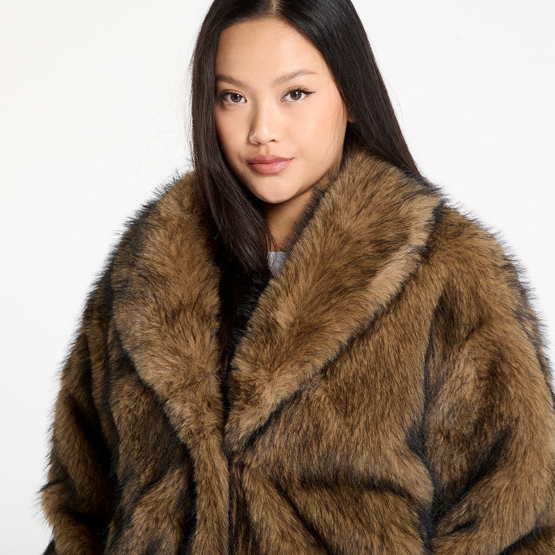 Urban Classics Ladies Short Faux Fur Jacket Brown/ Black