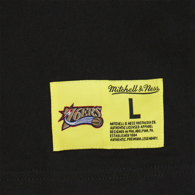 Mitchell & Ness NBA HW Neon Pop Player SS Tee Vintage Logo Philadelphia 76ers Allen Iverson