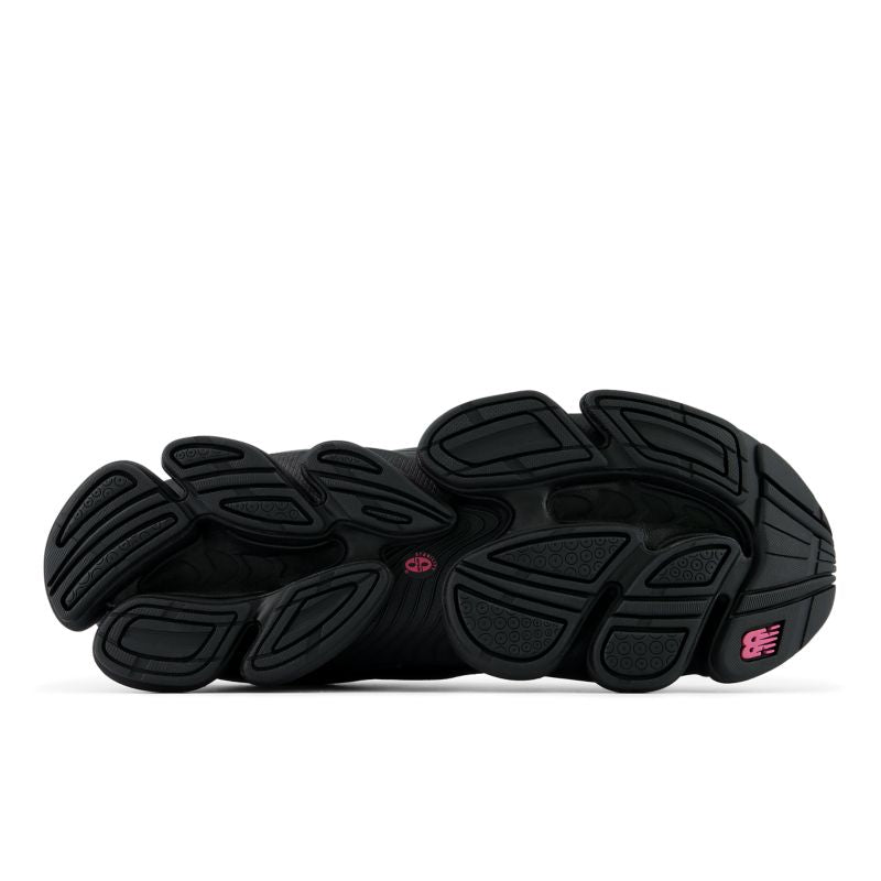 New Balance 2000 Black/ Pink Heat/ Black Cement