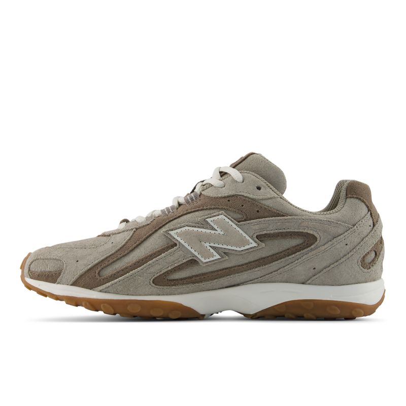 New Balance 204 Arid Stone/ Thunder Brown