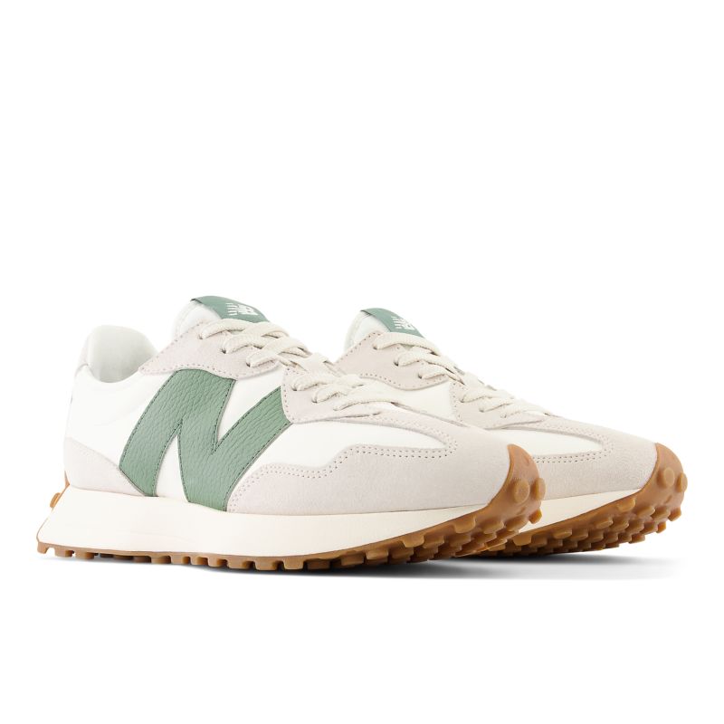 New Balance 327
