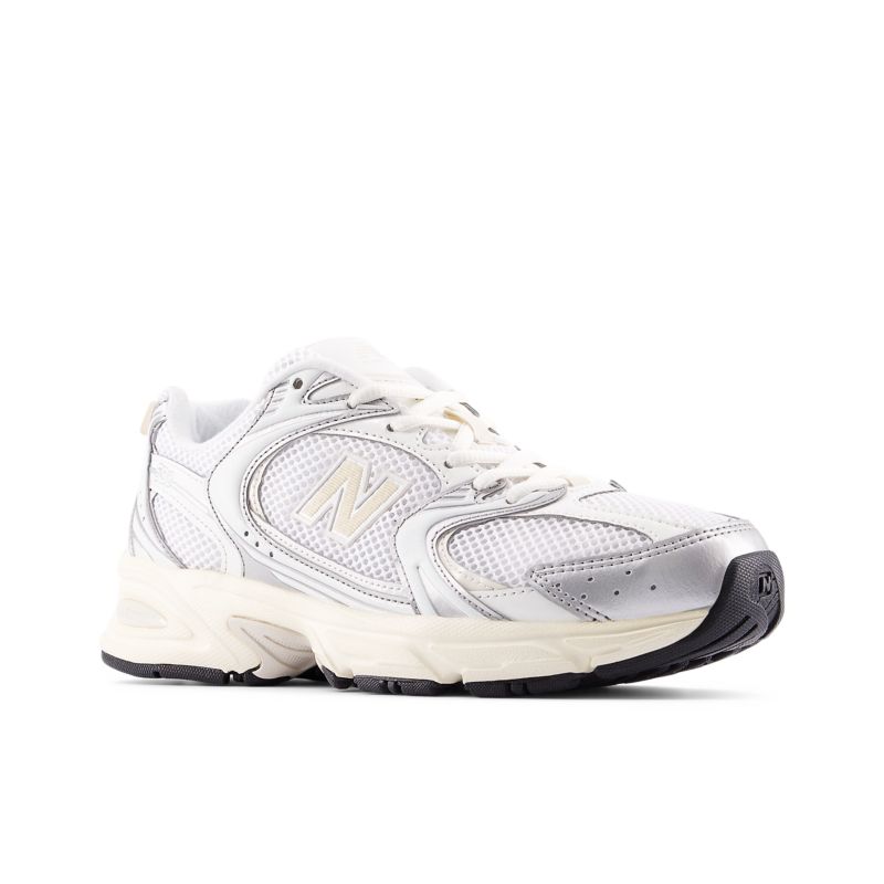 New Balance 530