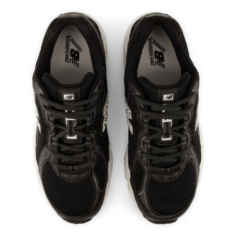New Balance 740 Black/ Sea Salt