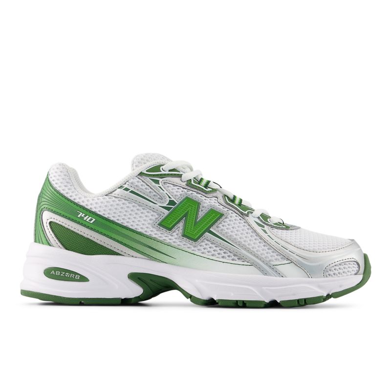 New Balance 740