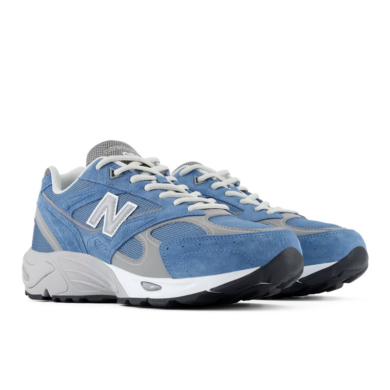 New Balance 880
