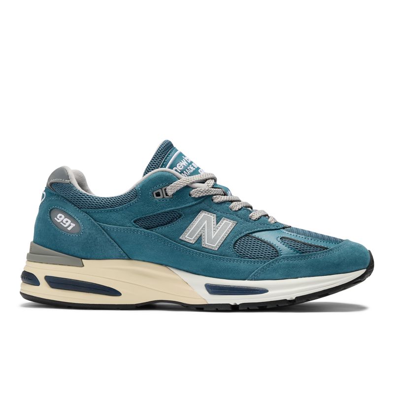 New Balance 991