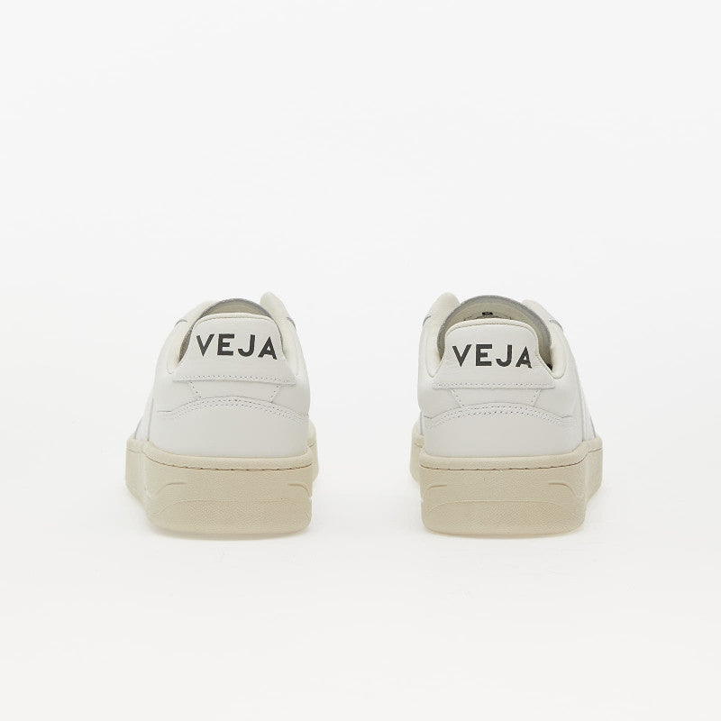 Veja V-90 Wmns Extra White