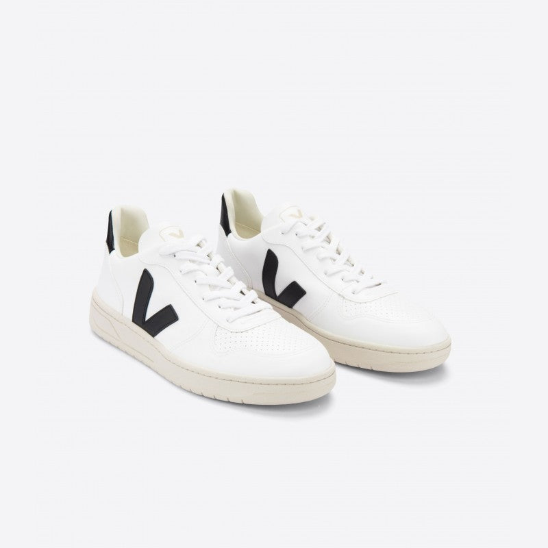 Veja Wmns V-10 C.W.L.