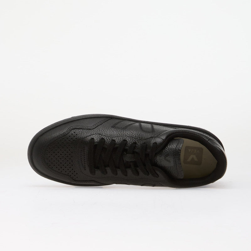 Veja V-90 Zz Grained Oil Leath Full-Black
