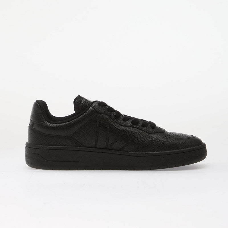 Veja V-90 Zz Grained Oil Leath Full-Black