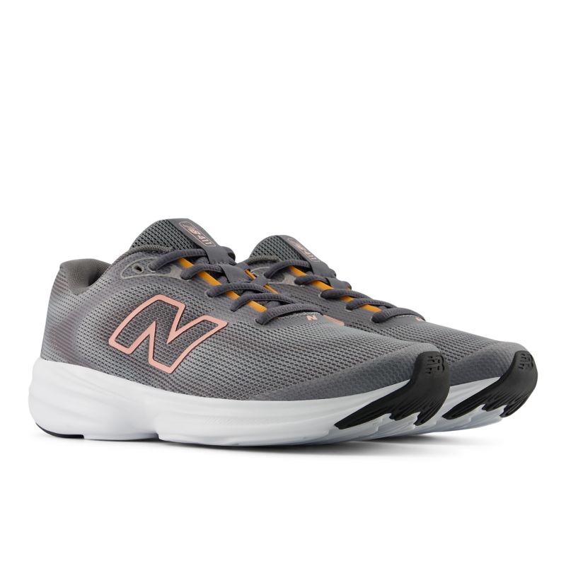 New Balance 411 v4 411