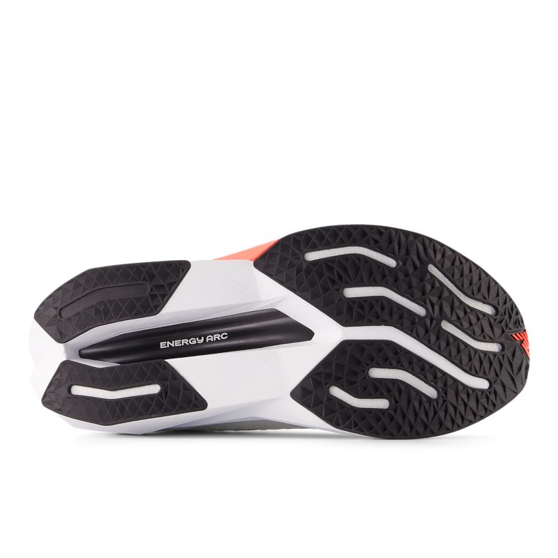 New Balance FuelCell SuperComp Trainer v3