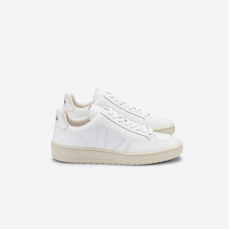 Veja Wmns V-12 Leather